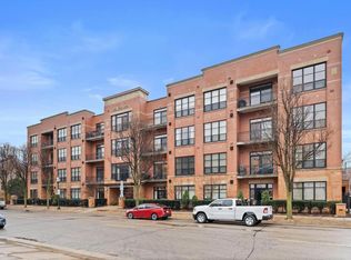 615 W Main St APT 208, Madison, WI 53703