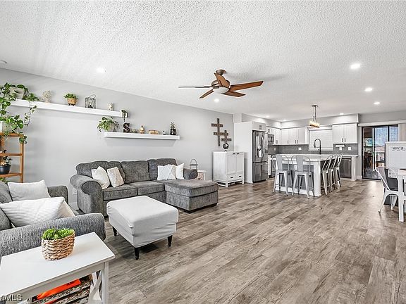 2nd image of 3818 SE 11th Pl APT 203
