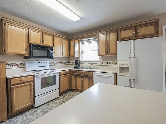 5th image of 305 Tate Ct