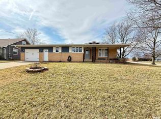102 S Sunrise St, Roanoke, IL