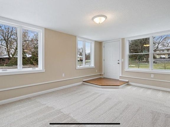 2nd image of 2708 Shawnee Ln