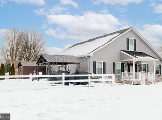 100 Elderberry Dr, Levittown, PA 19054