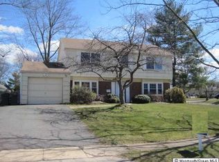 94 Avondale Ln, Aberdeen, NJ 07747