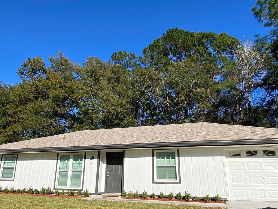 1st image of 701 Heather Ln