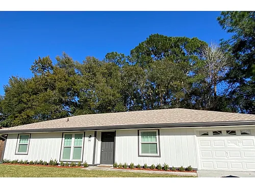 701 Heather Ln Photo 1