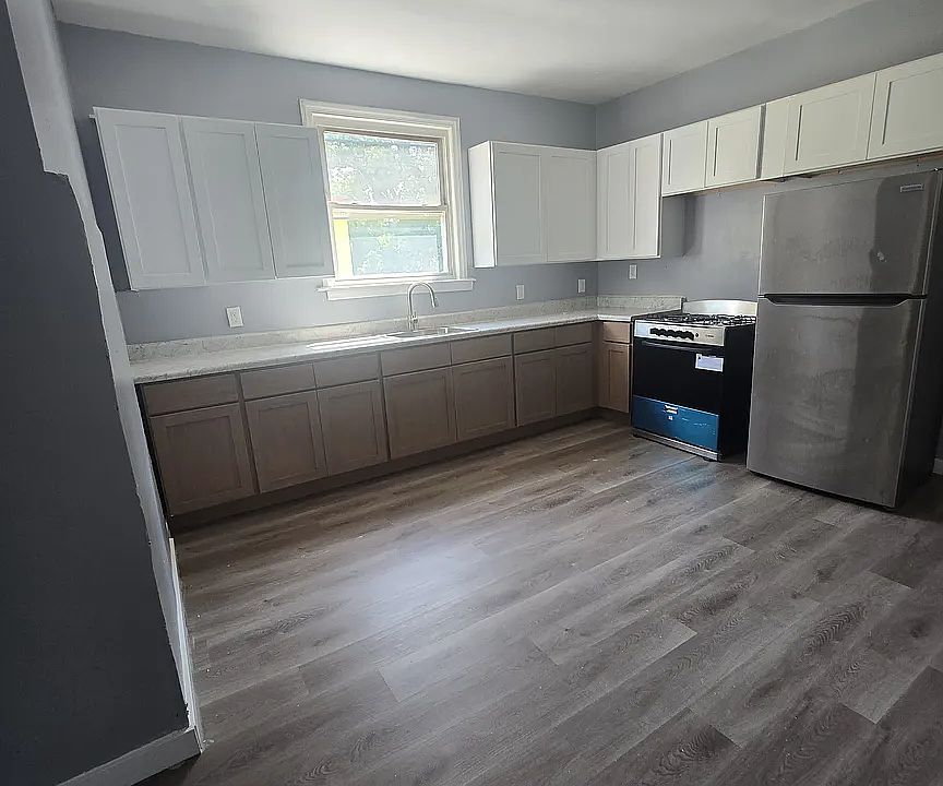 1st image of 25 S 17th St #6C
