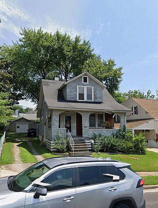 1st image of 527 45th St