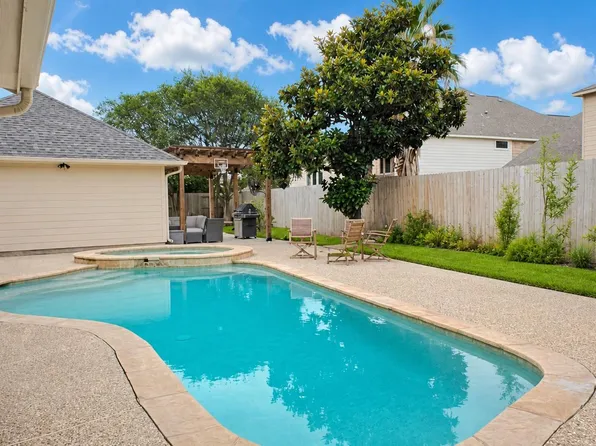 17418 Granberry Gate Dr, Tomball, TX 77377