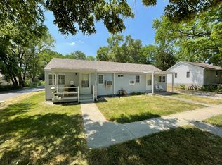 907 S Maple St, Urbana, IL 61801