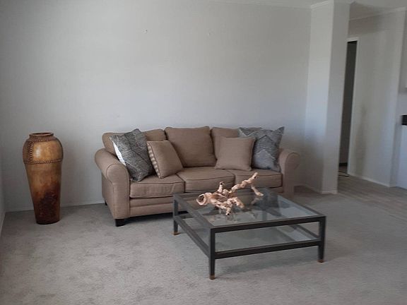 5th image of 3 Horseshoe Ln #17