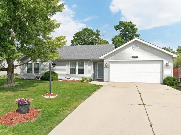 1210 Virginia Ln, Auburn, IN 46706