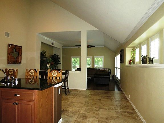 5th image of 2545 Cain River Dr
