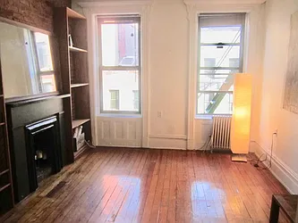 Rented by Anna Pastoressa, LREB