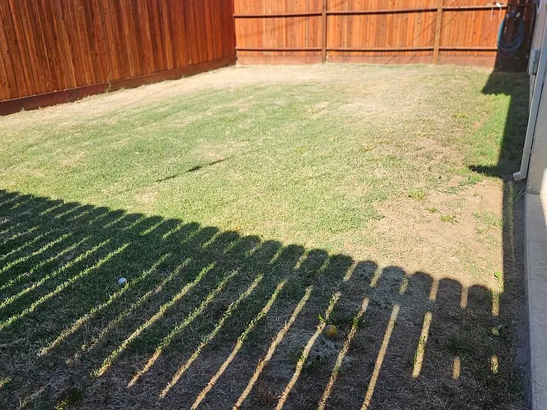 5319 Gordon Dr — Photo 9