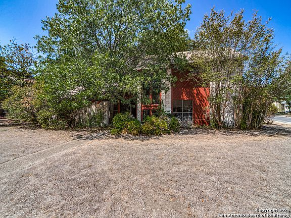 2nd image of 15523 LONG CREEK ST