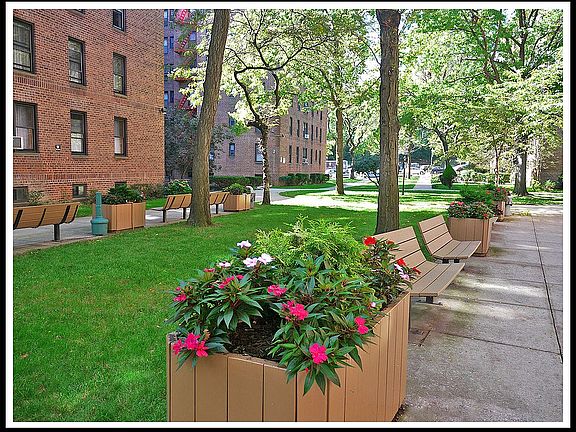 3rd image of 83-85 Woodhaven Blvd #1G