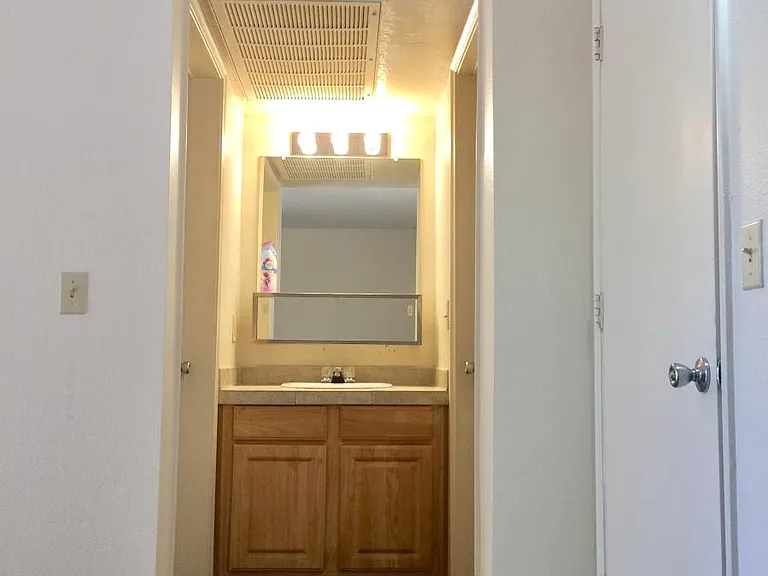 1810 E Blacklidge Dr #307 — Photo 11