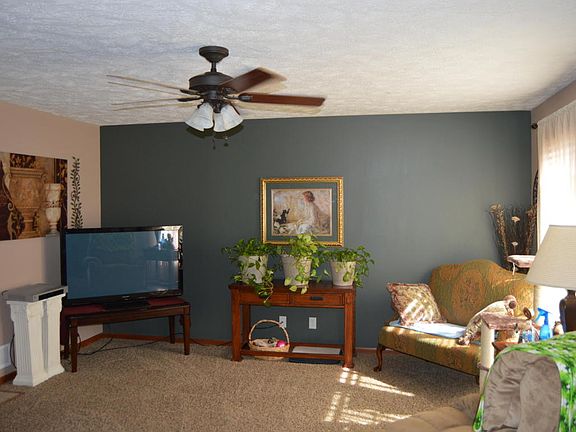 3rd image of 2814 Avenue B