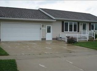 442 Carroll Blvd, Dunkerton, IA 50626