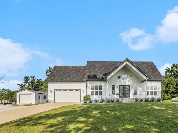 8924 Chicory Ln, Portland, MI 48875