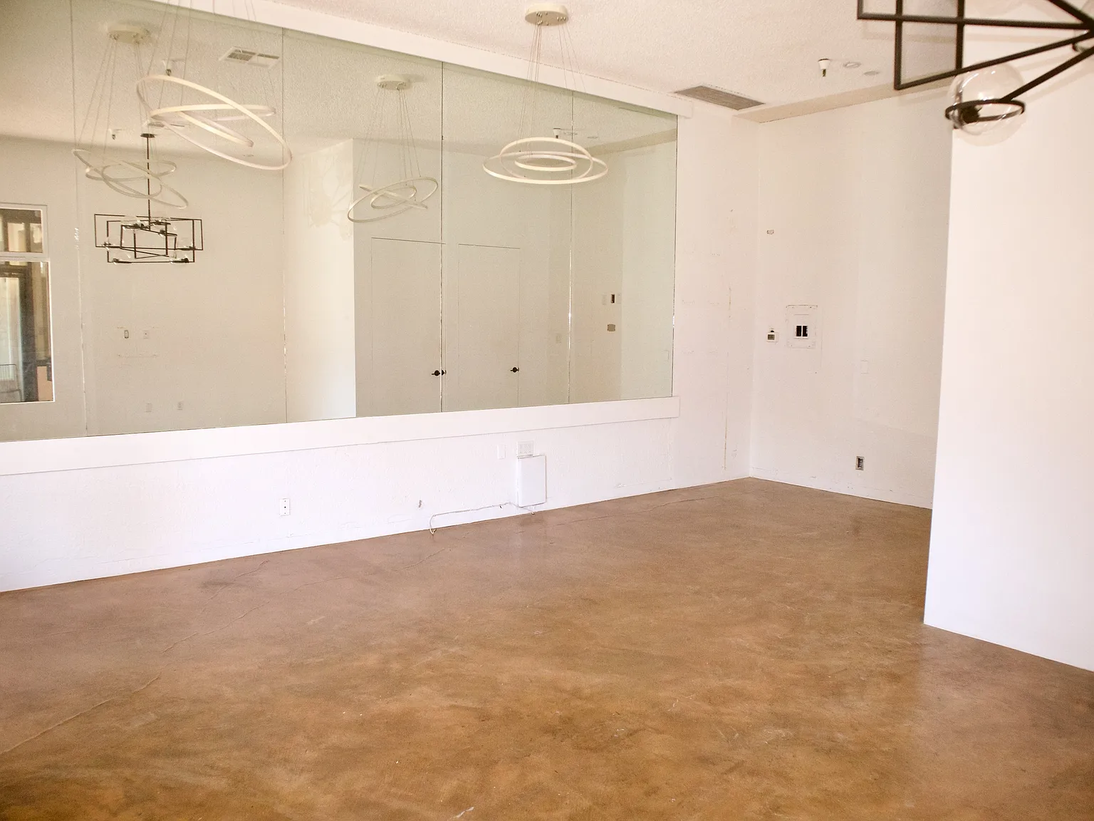 2325 Palos Verdes Drive West - 207 — Photo 1