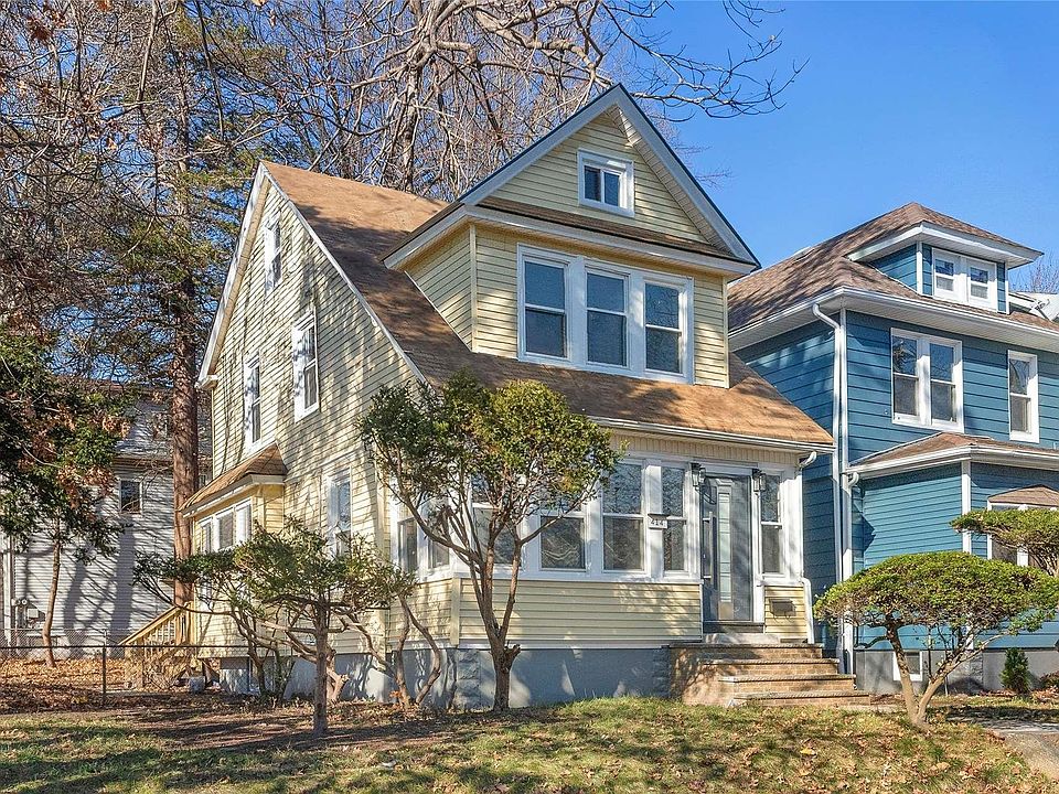 1st image of 414 Herberton Avenue