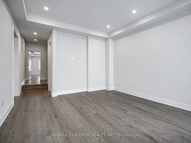 9480 Bayview Ave #4A — Photo 21
