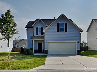 1528 Sage Tree Dr, Zebulon, NC 27597