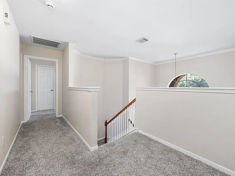 7902 Feather Springs Dr — Photo 25