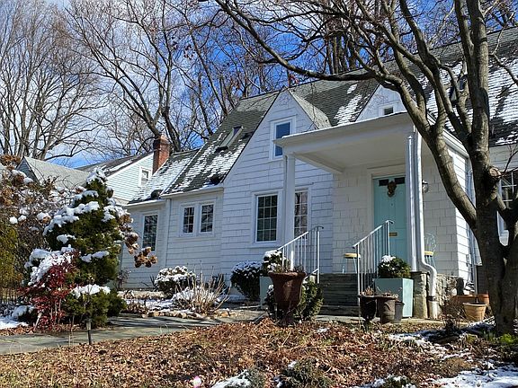 2nd image of 10813 Pearson St