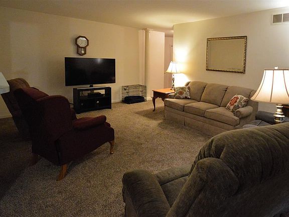 5th image of 7001 Glen Kerry Ct
