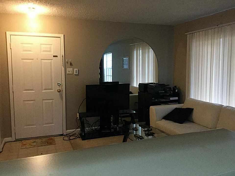 1st image of 12660 Ashford Point Dr APT 409