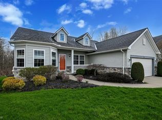10269 River Run Ln, North Royalton, OH