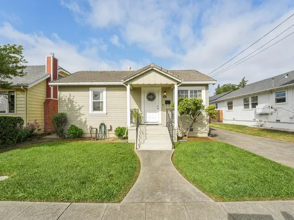 2371 Yajome Street, Napa, CA 94558