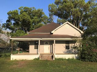 74 Bowden Ave, Pavo, GA 31778