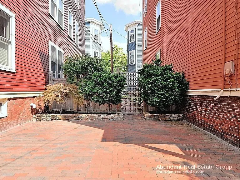 14.5 Magnolia Ave #2 — Photo 7