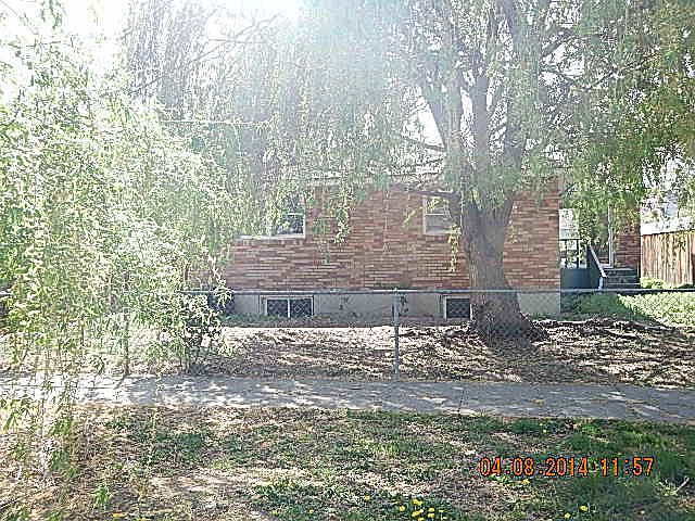 1st image of 808 W Margaret St