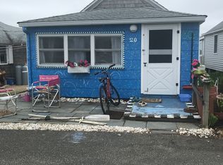 20 Sandy Beach Rd, Greenport, NY 11944