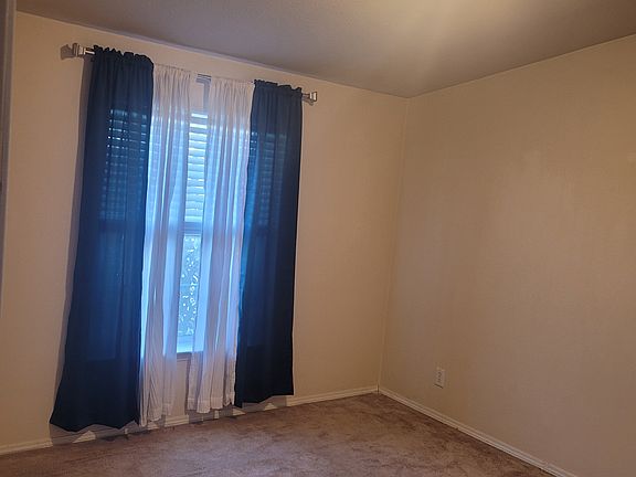 3rd image of 8624 Beauxart Cir