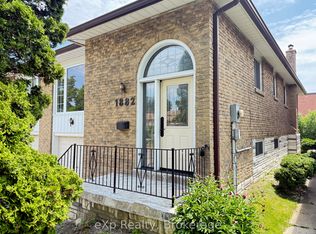 1882 Rosefield Rd, Pickering, ON L1V 3H6