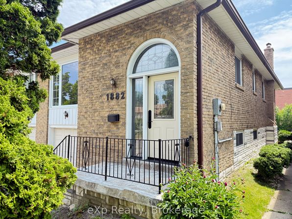 1882 Rosefield Rd, Pickering, ON L1V 3H6