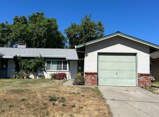 5411 Manzanita Ave, Carmichael, CA 95608