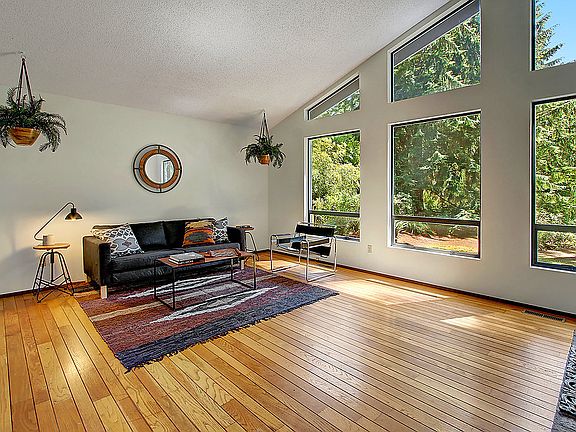2nd image of 7931 207th St SE