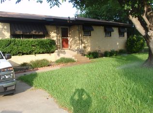 26 Letha Ct, Hurst, TX 76053