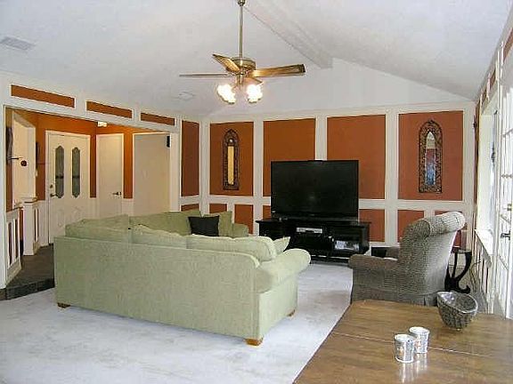 3rd image of 5710 Overridge Dr