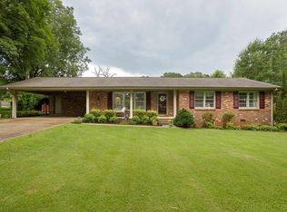 228 Duncan Dr, Russellville, AL 35654