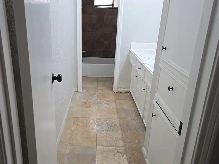 330 Ballantrae Ln — Photo 15