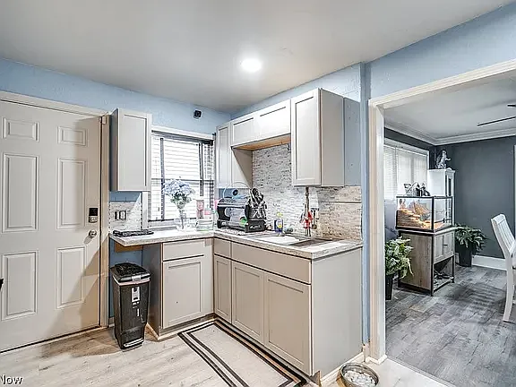 3130 E Overlook Rd — Photo 5