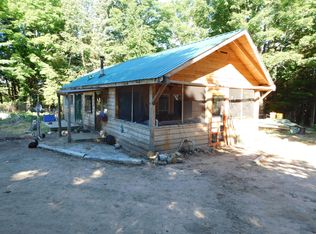 8683 E Traynor Rd, Goetzville, MI 49736