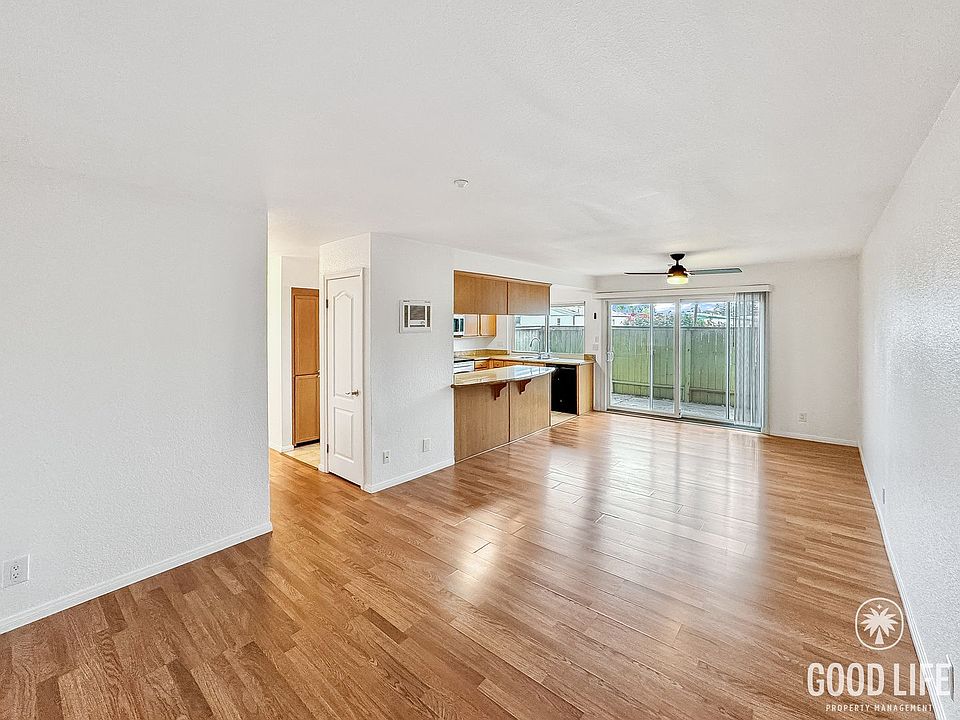 1st image of 615 Fredricks Ave Unit 165